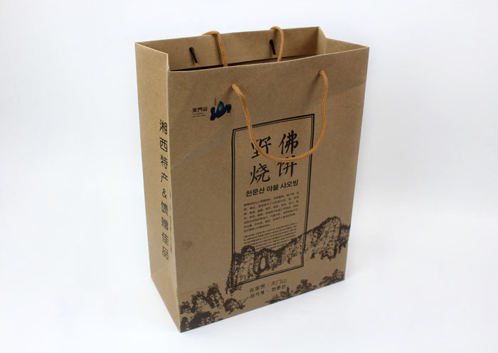 這樣原汁原味土特產(chǎn)禮品盒+手提袋套裝你也想要嗎？快來長(zhǎng)沙印刷廠日大彩印定制！